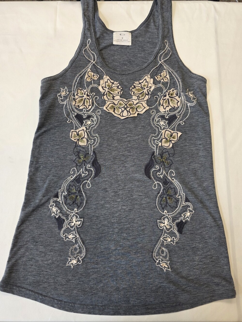 Pins and Needles Urban Outfitters Embroidered Floral Tank Top Size S Gray